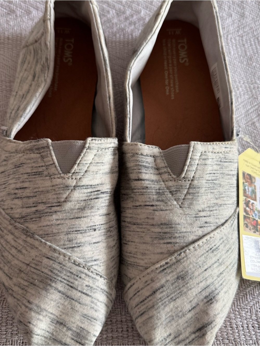 TOMS Women's Heathered Light Gray Slip-On Moccasins